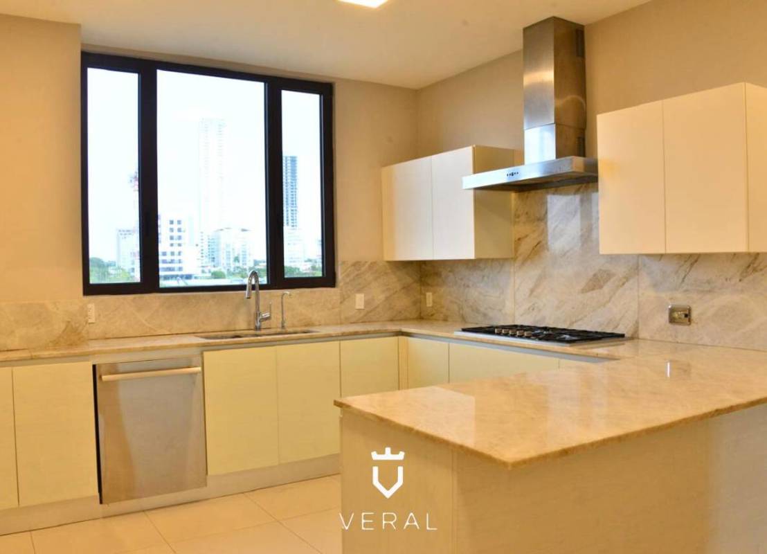 Fitness center with cardio machines and garden view PH Santa Maria Court Panama