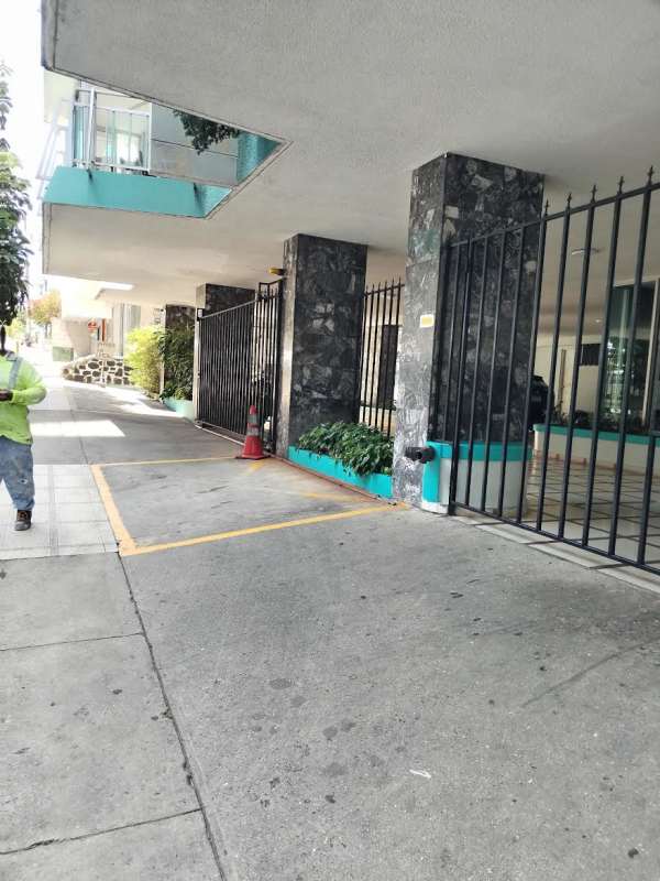 Dedicated home office or den space with bookshelves and natural light in PH Montecarlo Panama City