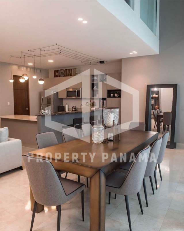 Spacious walk-in closet in luxury apartment PH Pacific Village Punta Pacifica Panama