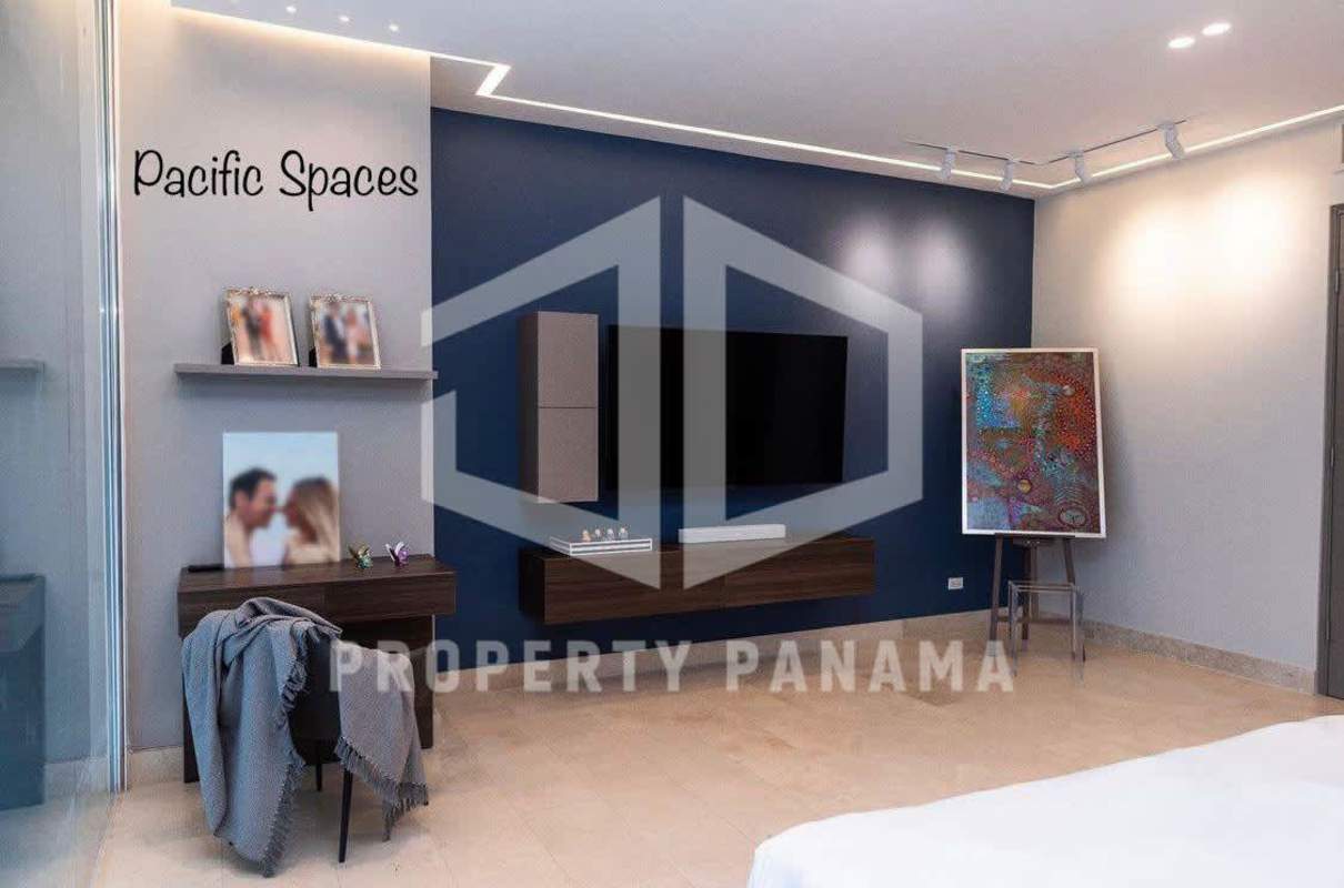 Modern entertainment area with TV wall and decor PH Pacific Village Panama