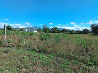 Vacant lot surrounded by lush rural landscape and mountains for sale in Alto Boquete Panama