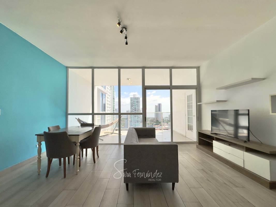 Second bedroom with en-suite bathroom, AC, and quality finishes in PH San Francisco Bay Panama