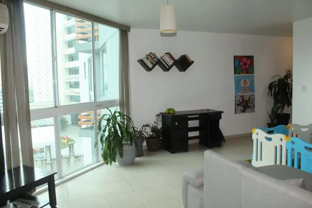 Master bedroom with walk-in closet, city skyline and ocean views at PH Vista Balboa Panama City