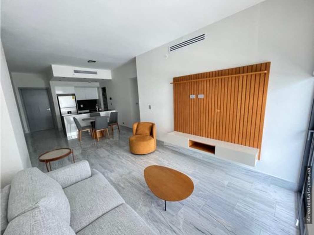 Luxury modern kitchen with island and dining table in PH Nuovo by Armani Bella Vista Panama City