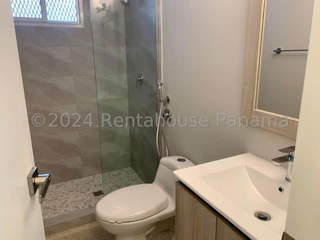 House for Rent in San Francisco - 4 bedrooms