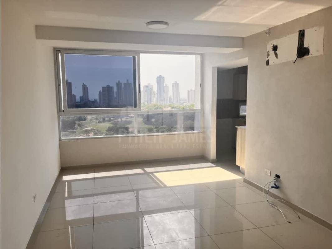 Empty room under renovation with unfinished walls in PH Delavista San Francisco Panama