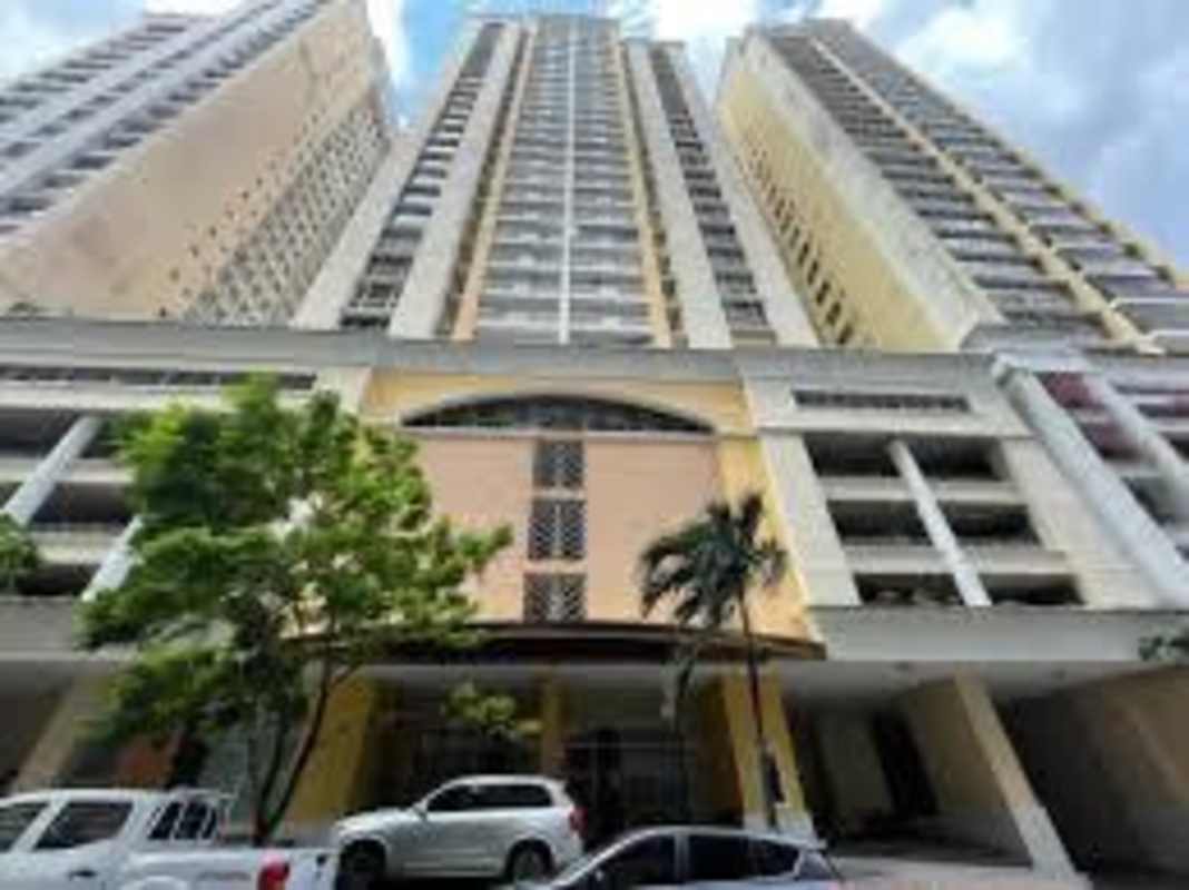 Contemporary high-rise tower in Panama City financial district PH Sophia Tower