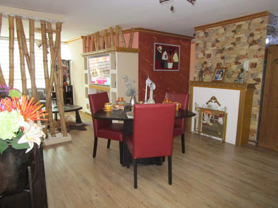 Bright master bedroom with closet and window offering city view in PH Central Park Panama