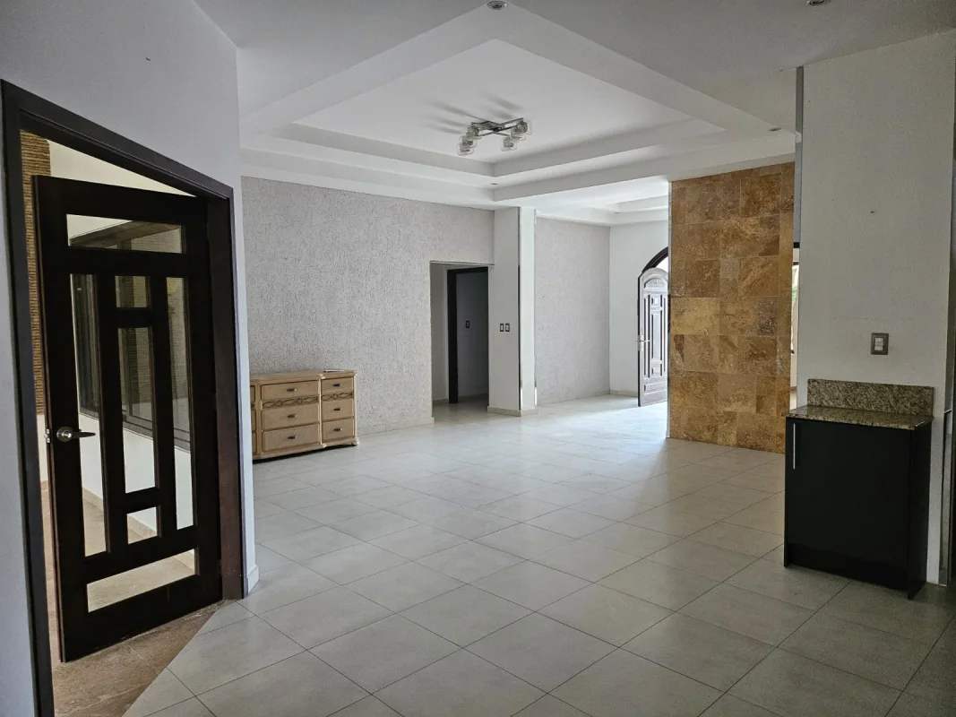 Granite countertop kitchen in 3 bedroom house for sale Costa Sur Panama