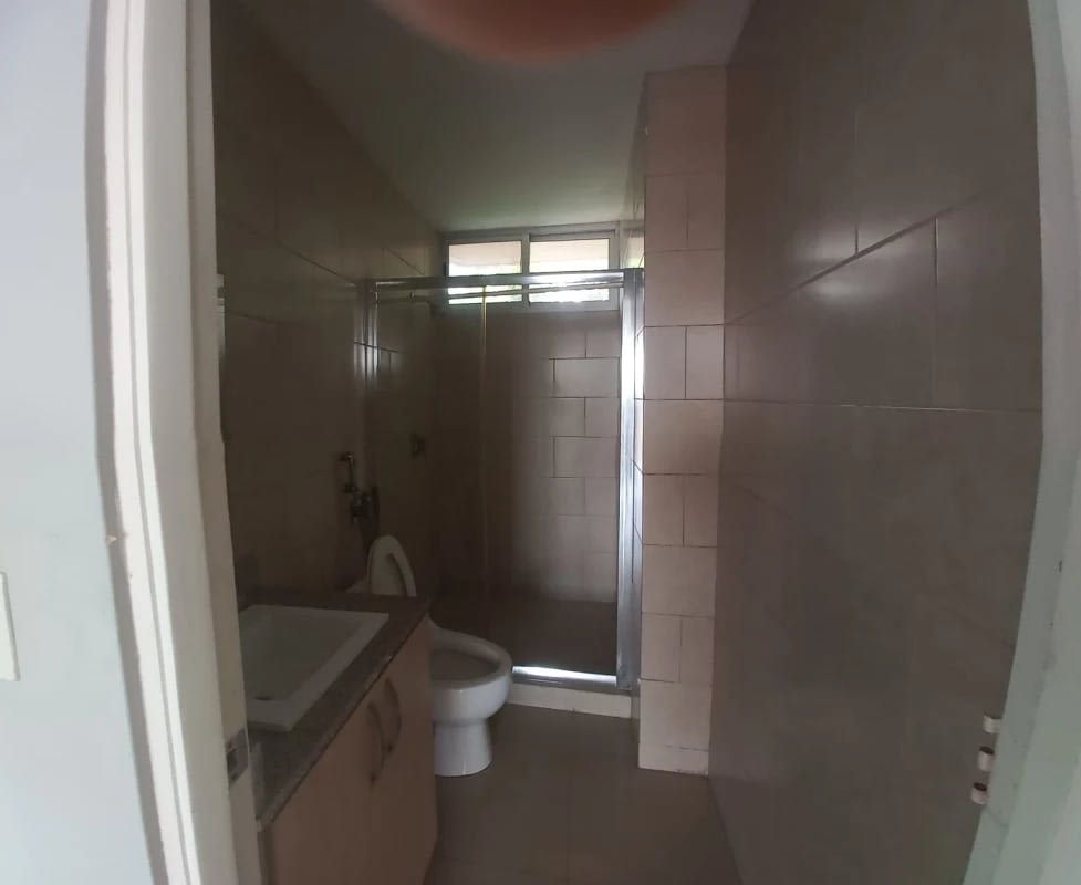 Bathroom with glass shower enclosure and granite vanity PH Creta Tower 1 Chanis Panama