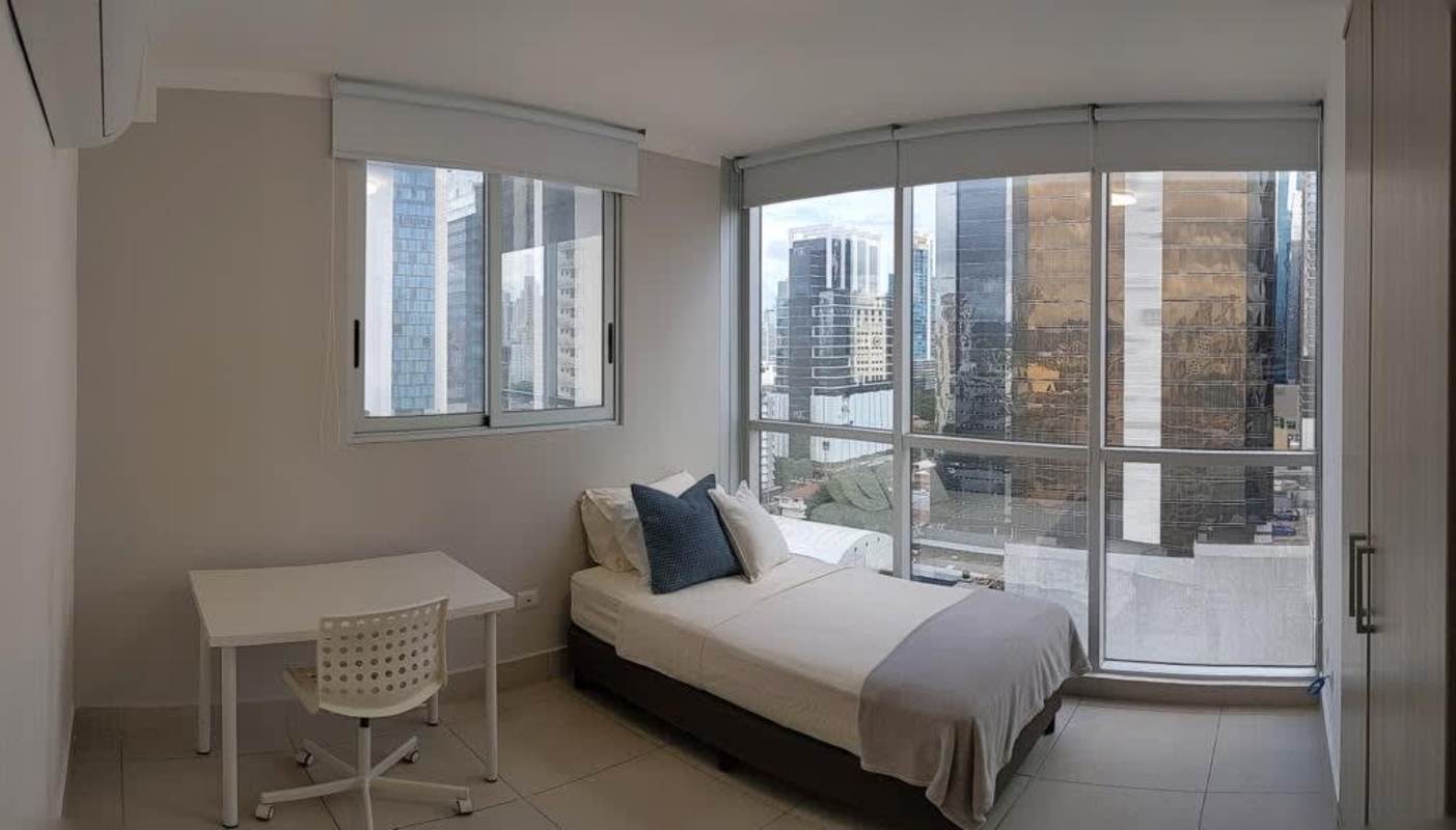 Modern bathroom marble vanity glass shower PH Park City Obarrio Panama rental