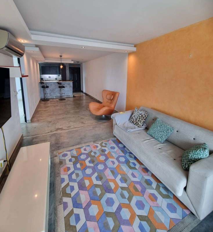 Modern bedroom with AC, built-in closet ocean view PH Hato Pintado Plaza Panama