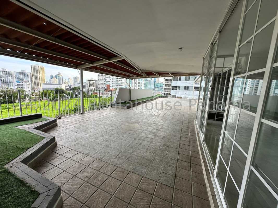 Modern dining area with large windows city view PH Tamanaco Punta Paitilla Panama apartment