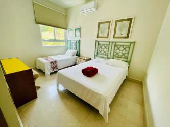 Large beachfront terrace with Viking BBQ grill and panoramic Pacific Ocean view at PH Balboa V Bijao Panama