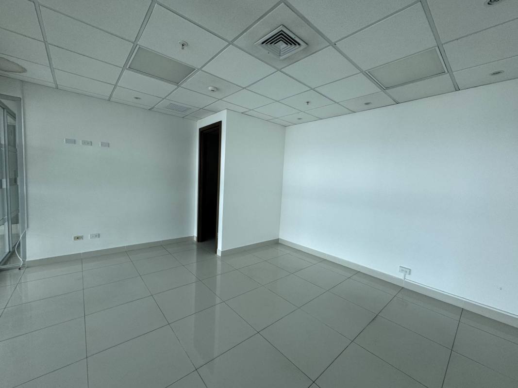 Modern 160m² Office for Rent Costa del Este Business Hub