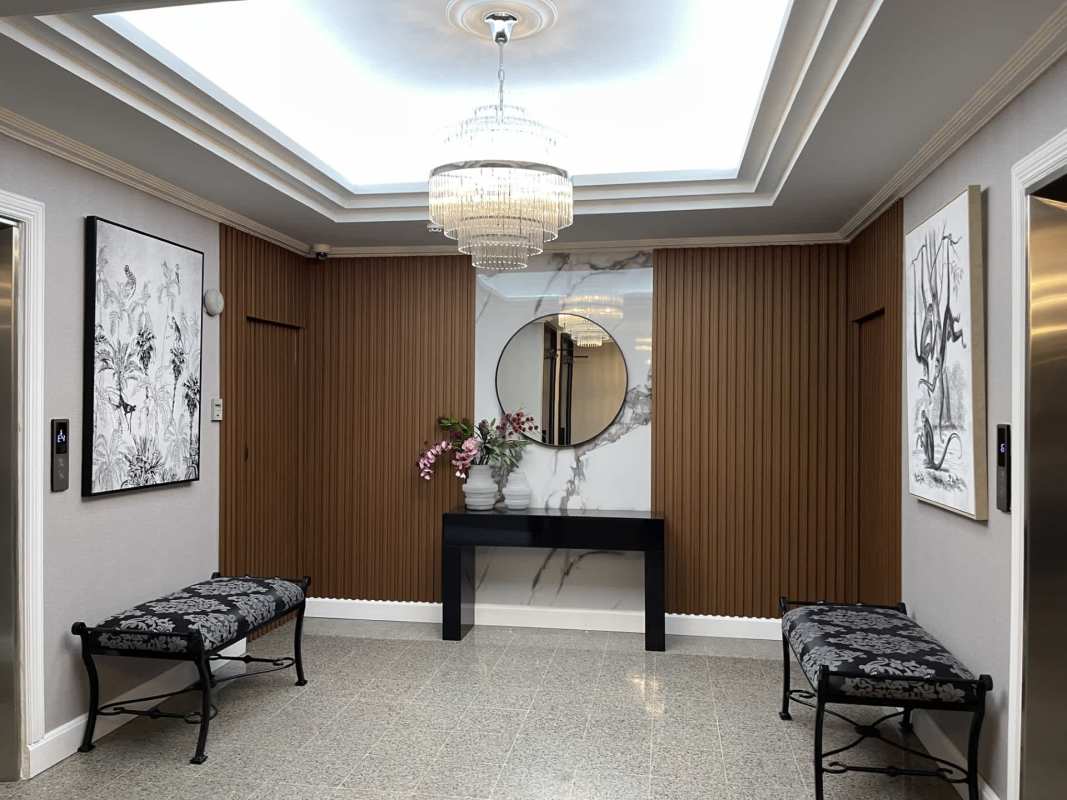 Elevator hall with luxurious lighting at PH La Cresta Bella Vista