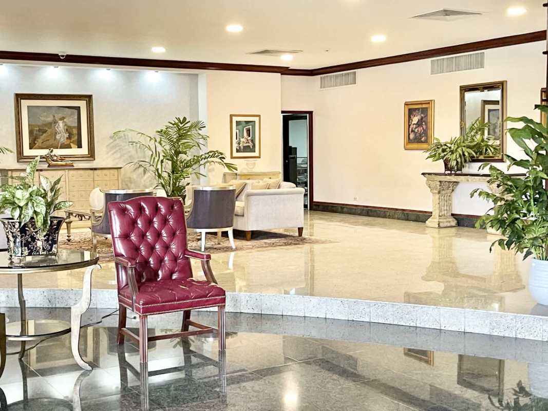 Elegant lobby with marble flooring and traditional decor PH La Cresta Panama