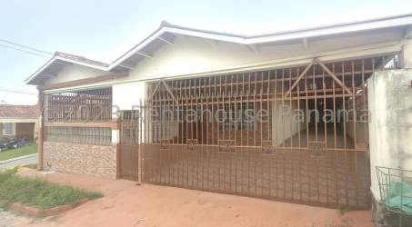 Kitchen with granite counters, modern cabinetry, window view in Montelimar La Chorrera Panama