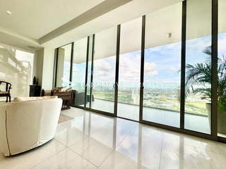 Apartment Penthouse for Sale in Santa Maria - 3 bedrooms