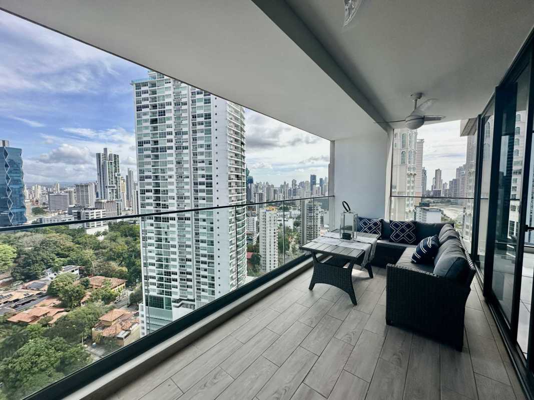 Elegant lobby with modern design PH Prestige Bella Vista Panama City