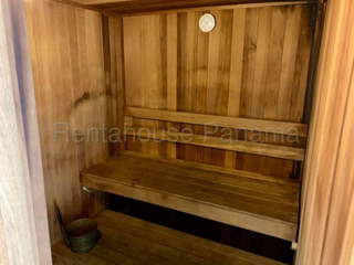 Apartment for Sale in San Francisco - 3 bedrooms