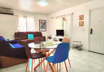 Spacious master bedroom with closet, AC, ceiling fan Pedasí Panama