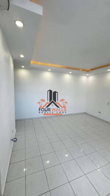 Modern lobby entrance of PH Vista Tower in Marbella Panama