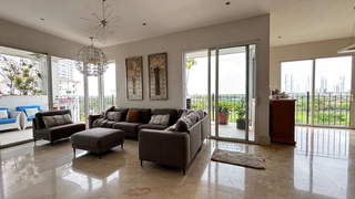 Condominium for Sale in Santa Maria - 4 bedrooms