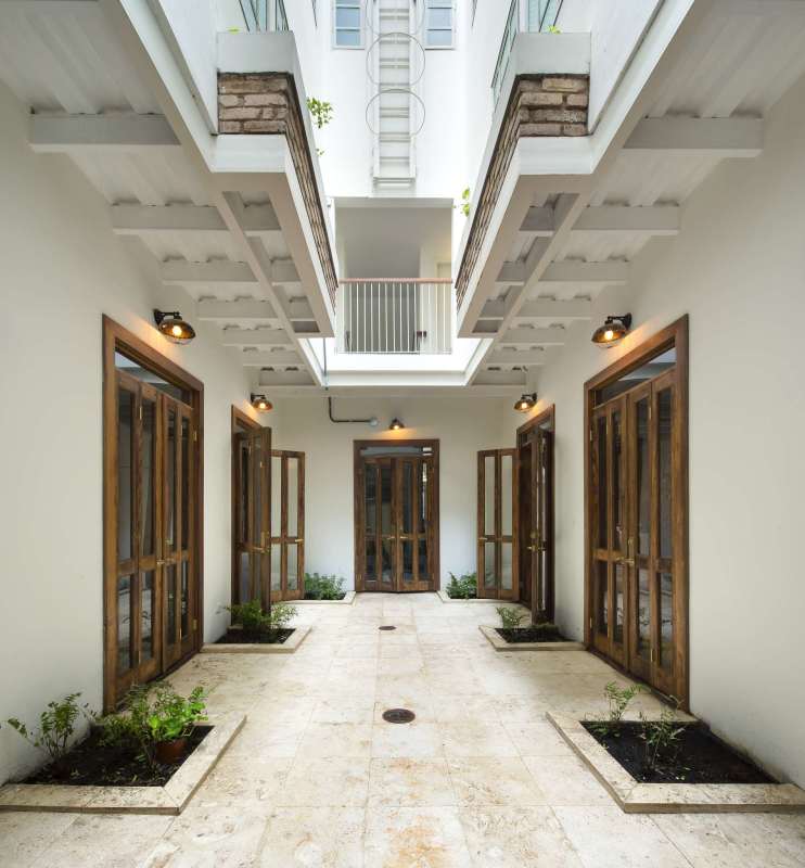 Historic Commercial Space for Rent in Casa Banderas Casco Viejo