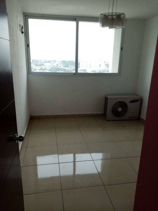 Granite kitchen countertops, wooden cabinetry, gas stove apartment at PH Kings Park Condado del Rey Panama