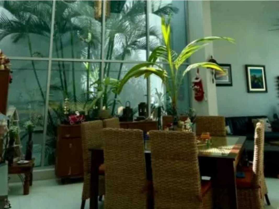 Modern luxury bathroom with large mirror, walk-in glass shower, ceramic tiles in Altos del Golf San Francisco