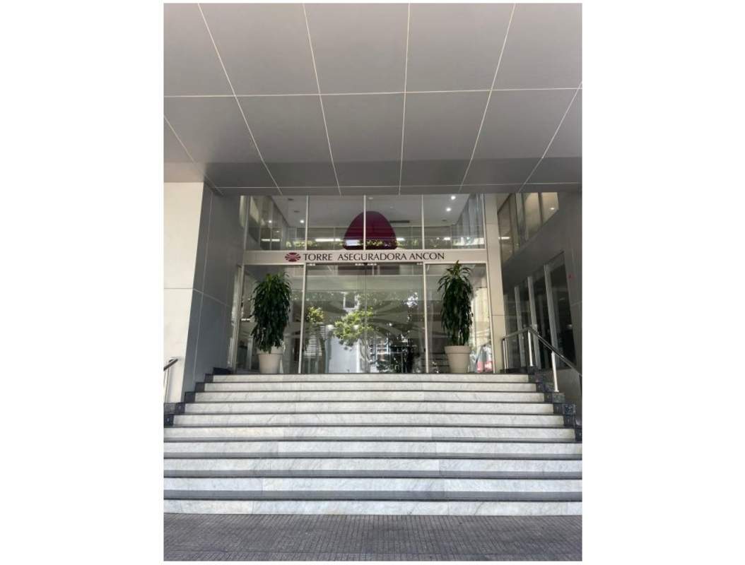 Furnished commercial office in Torre Seguros Ancón Costa del Este with large windows city view Panama