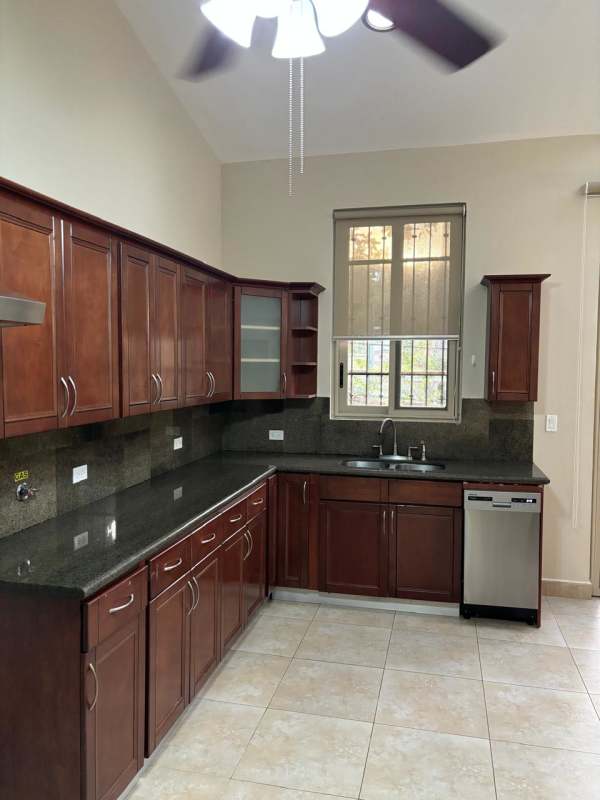 Spacious master bedroom walk-in closet AC Embassy Gardens Clayton for rent