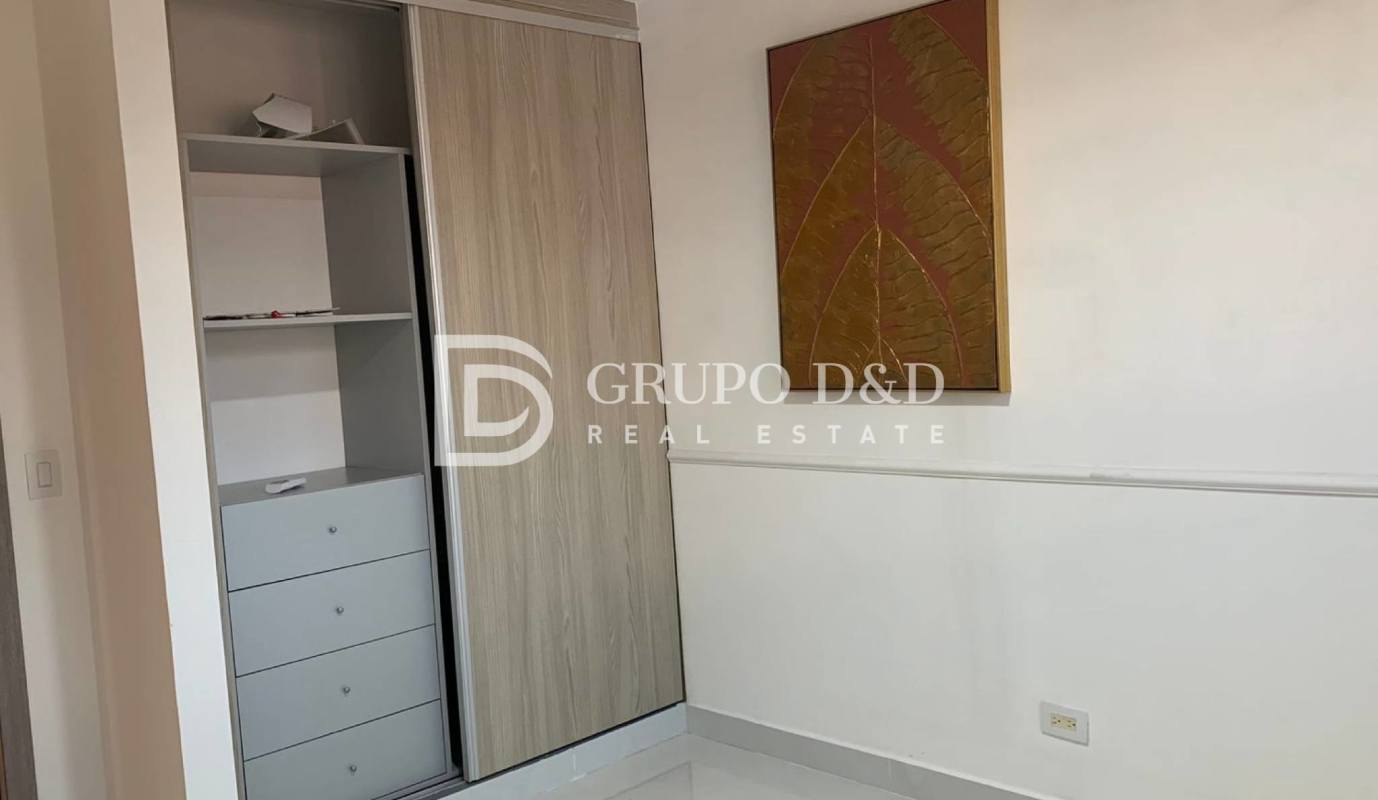 Modern Italian-design kitchen with appliances, granite countertop in Velure tower Panama