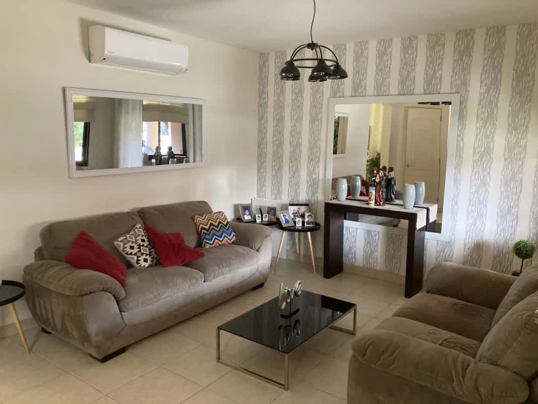 Remodeled granite kitchen with breakfast bar and stainless appliances in Don Bosco Panama house