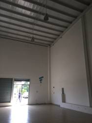 Interior warehouse space with 7-meter ceiling and open plan in Capira