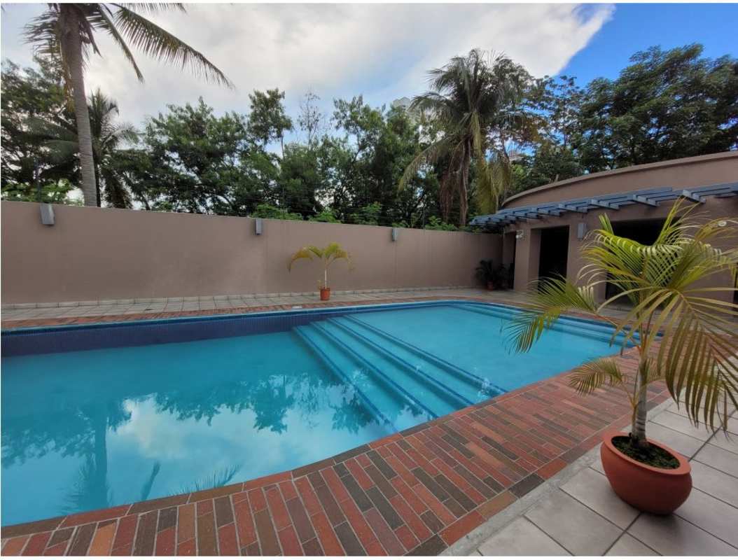 Bedroom with large window, built-in closet, AC preinstalled PH Chanis Residence Panama City