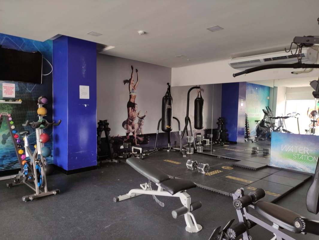 Kids outdoor playground and recreation area PH Torres de Castilla Carrasquilla Panama