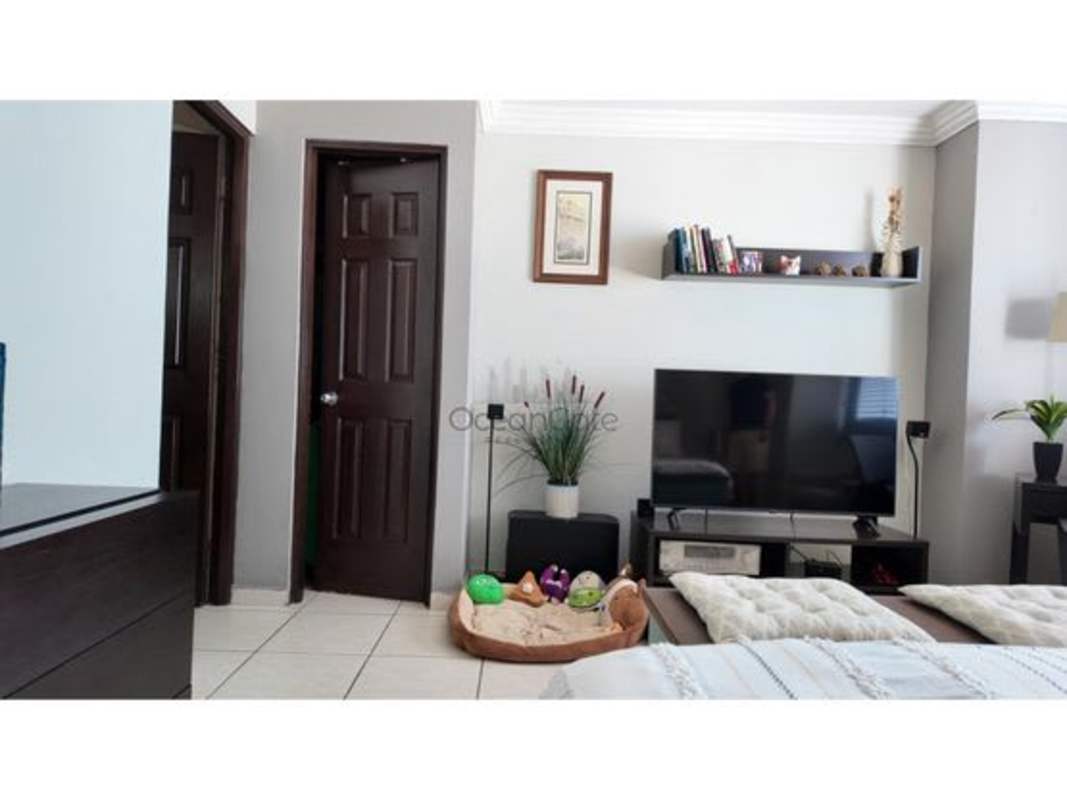 Multipurpose social room with natural light PH Ocean Gate Coco del Mar