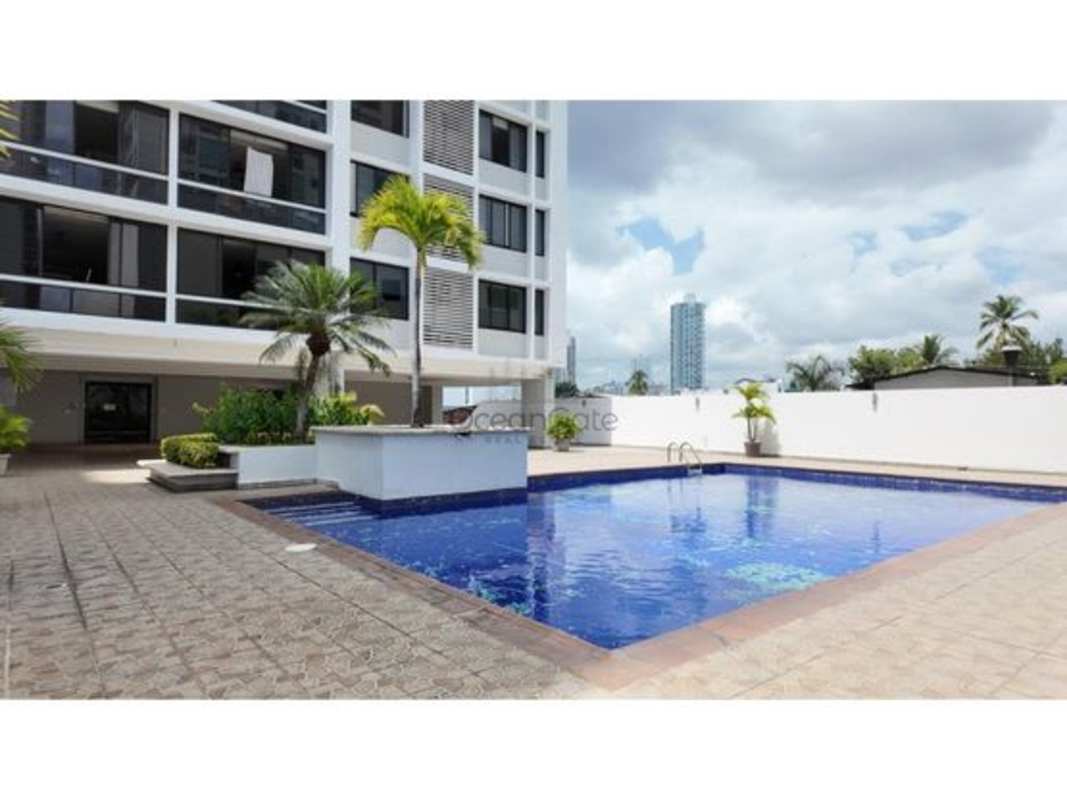 Swimming pool with city and ocean views at PH Ocean Gate Panama