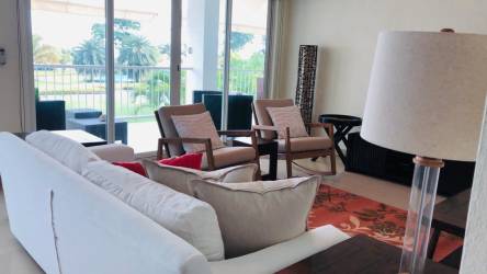 Expansive terrace overlooking Pacific Ocean in PH Balboa Bijao Beach Club Panama