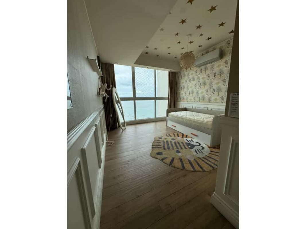 Infinity swimming pool deck with ocean views and sky lounge PH Oceanaire Panama City