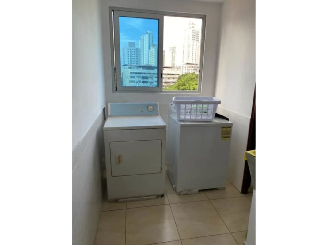 Second bedroom with built-in closet and AC in PH Park City El Cangrejo Panama City