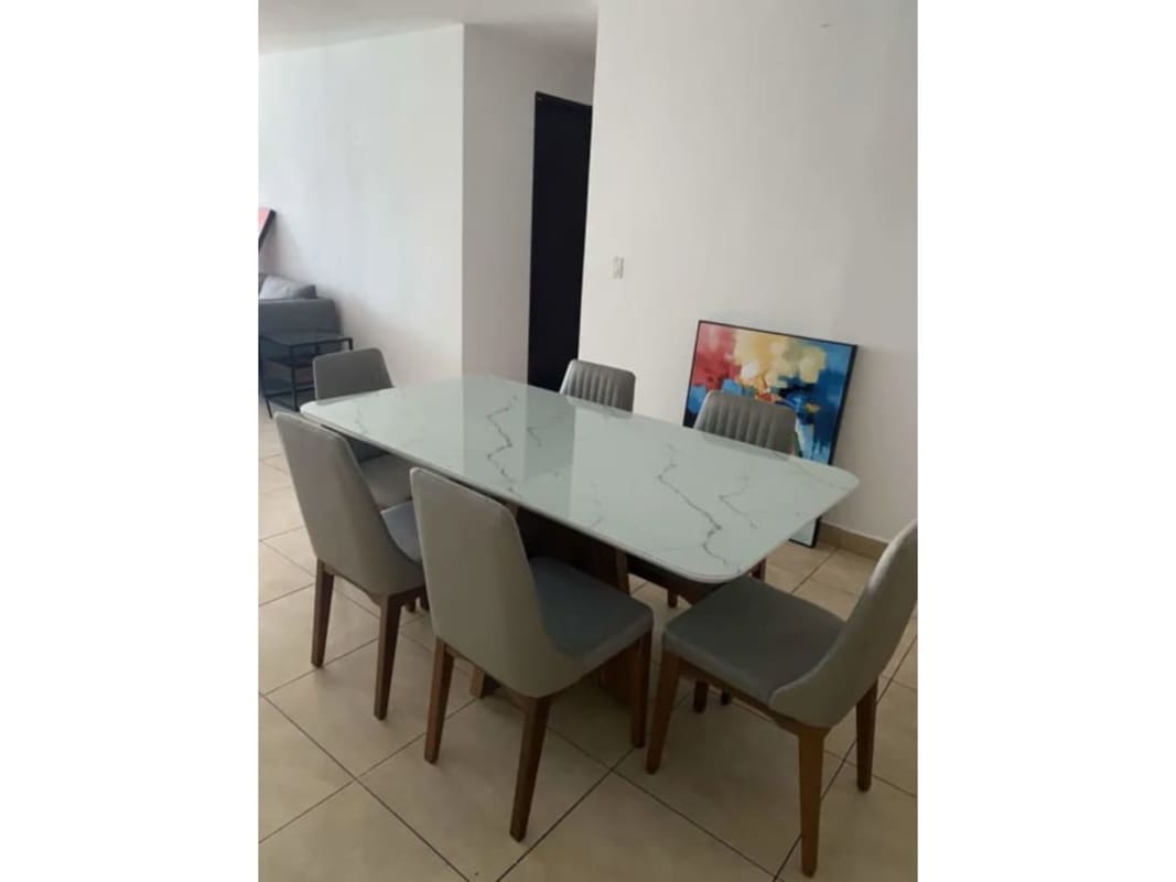 Furnished master bedroom with view, split AC and closet PH Park City El Cangrejo Panama City