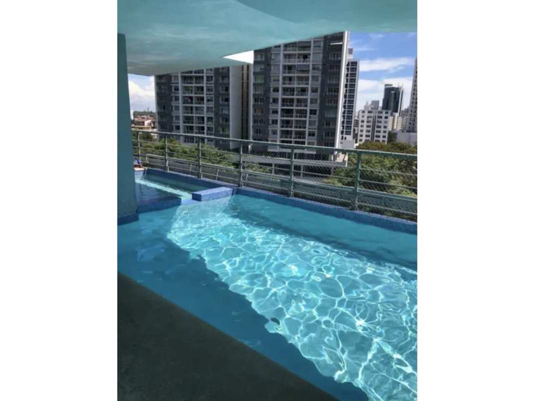 Rooftop pool overlooking Panama City skyline in PH Park City El Cangrejo for residents