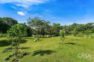 Residential House with Guesthouse for Sale in Alto Boquete - 5 bedrooms