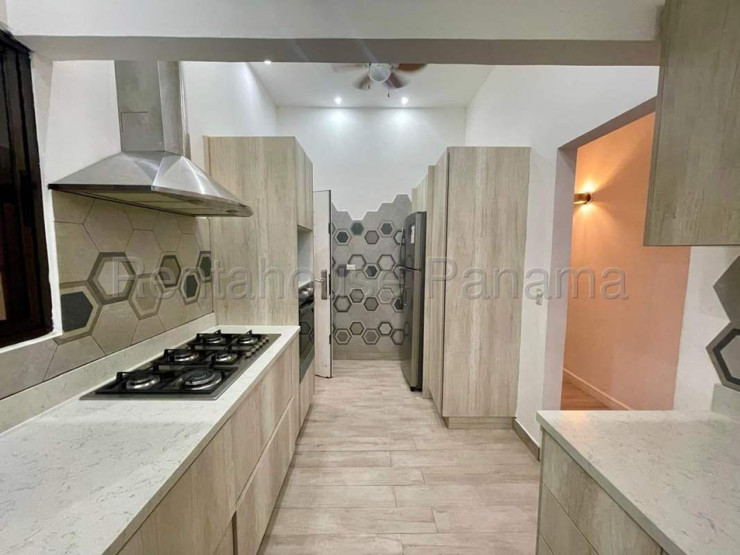 Large renovated bedroom with AC closet wood floors in Villa de Las Fuentes Panama