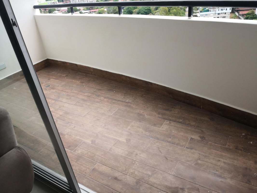 Bedroom with closet and large window urban view PH El Carmen Panama