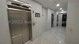 Apartment for Sale in San Francisco - 2 bedrooms