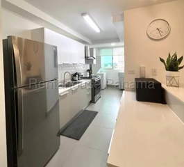 Apartment for Sale in Bella Vista - 3 bedrooms